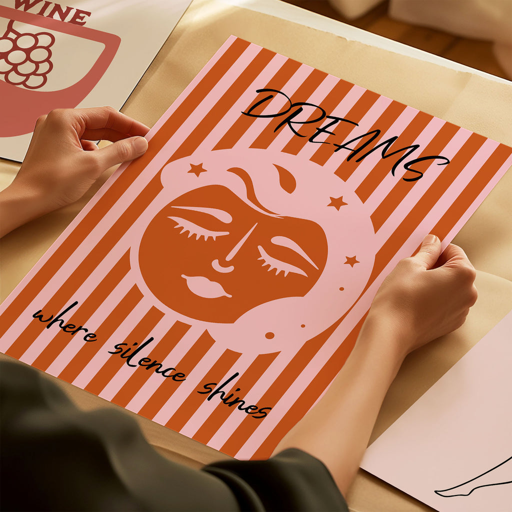 Schlafzimmer Poster – Retro Wanddeko mit Mond & Sternen in Rosa und Rot | Modernes Wandbild auf halbmattem Papier