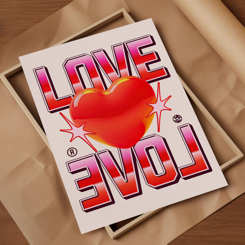 Modernes Love Poster – Romantisches Herz Wanddeko in Rot & Pink | Retro Bild auf halbmattem Papier