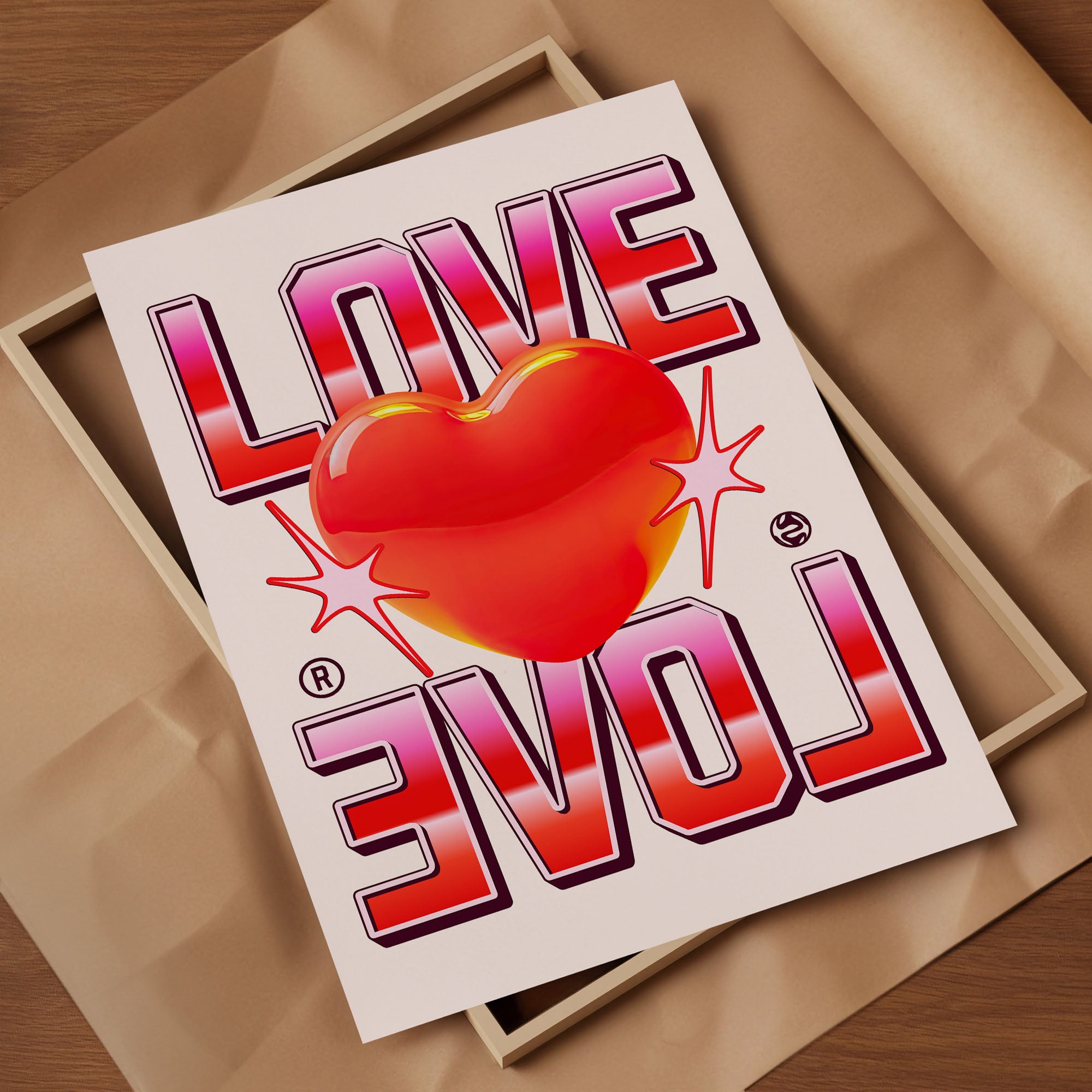 Modernes Love Poster – Romantisches Herz Wanddeko in Rot & Pink | Retro Bild auf halbmattem Papier